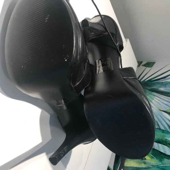 Bakers size 7 - laces high heel - Picture 5 of 8